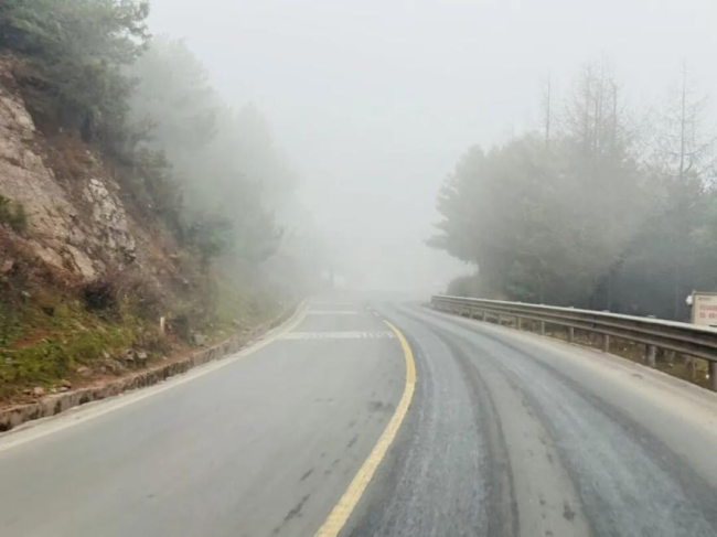 1765531881-121147071e0696e